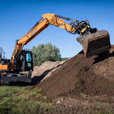 Mobilbagger Doosan DX140W-7