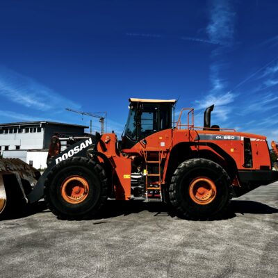 Gebrauchtmarkt Doosan DL550-3
