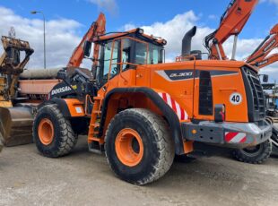 Doosan DL300-5