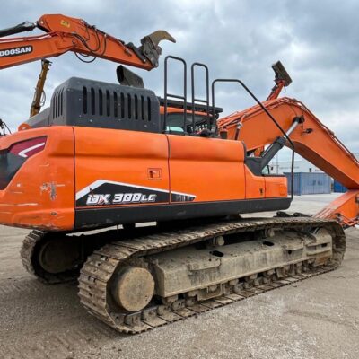 Gebrauchtmaschinen Doosan DX300 LC-7