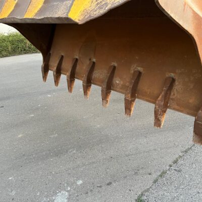 Gebrauchtmaschinen Komatsu WA 320